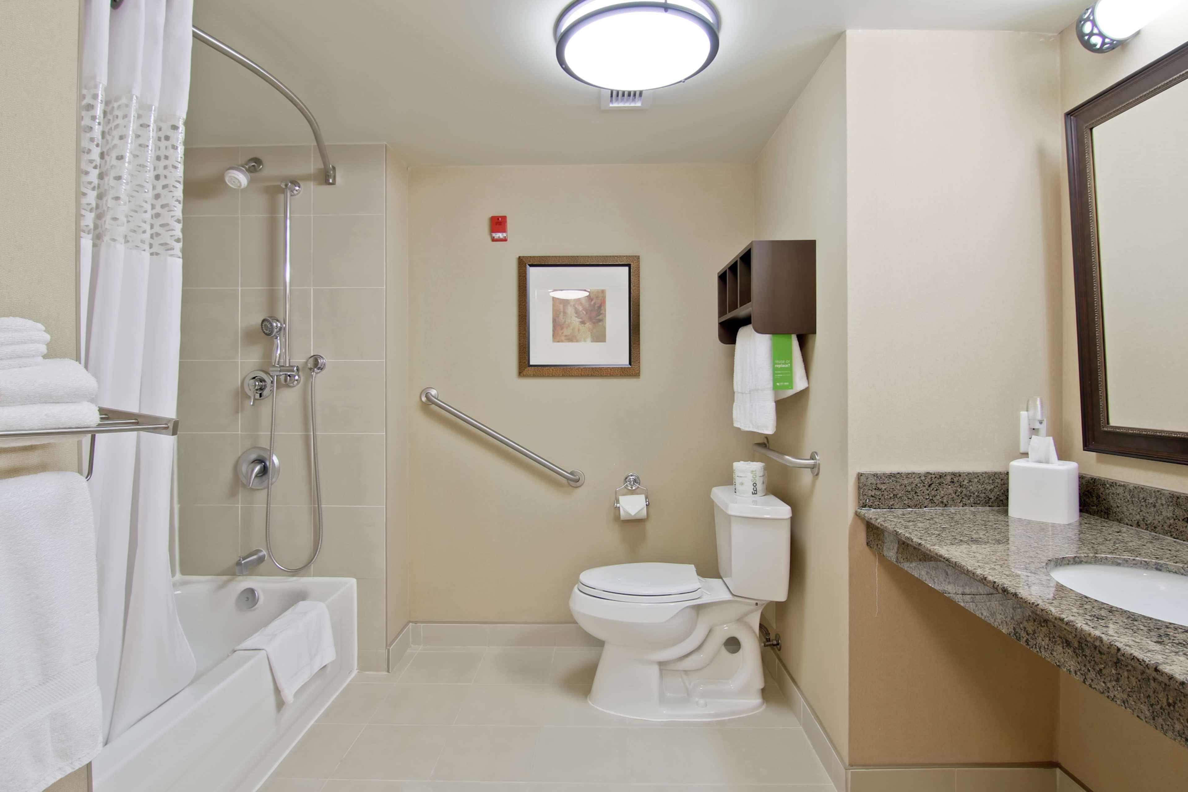 Hampton Inn By Hilton North Bay Buitenkant foto